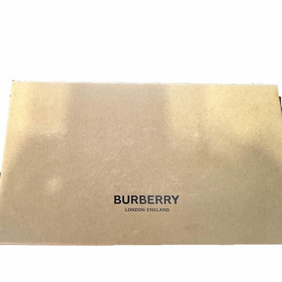 Burberry Joan Black and White Frame Dark Lens Sunglasses OBE4362 - Picture 8 of 8